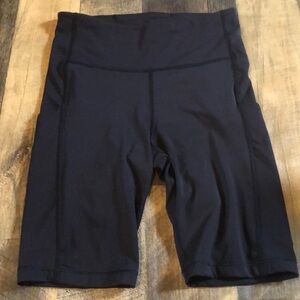 🖤Athleta Biker Shorts🖤